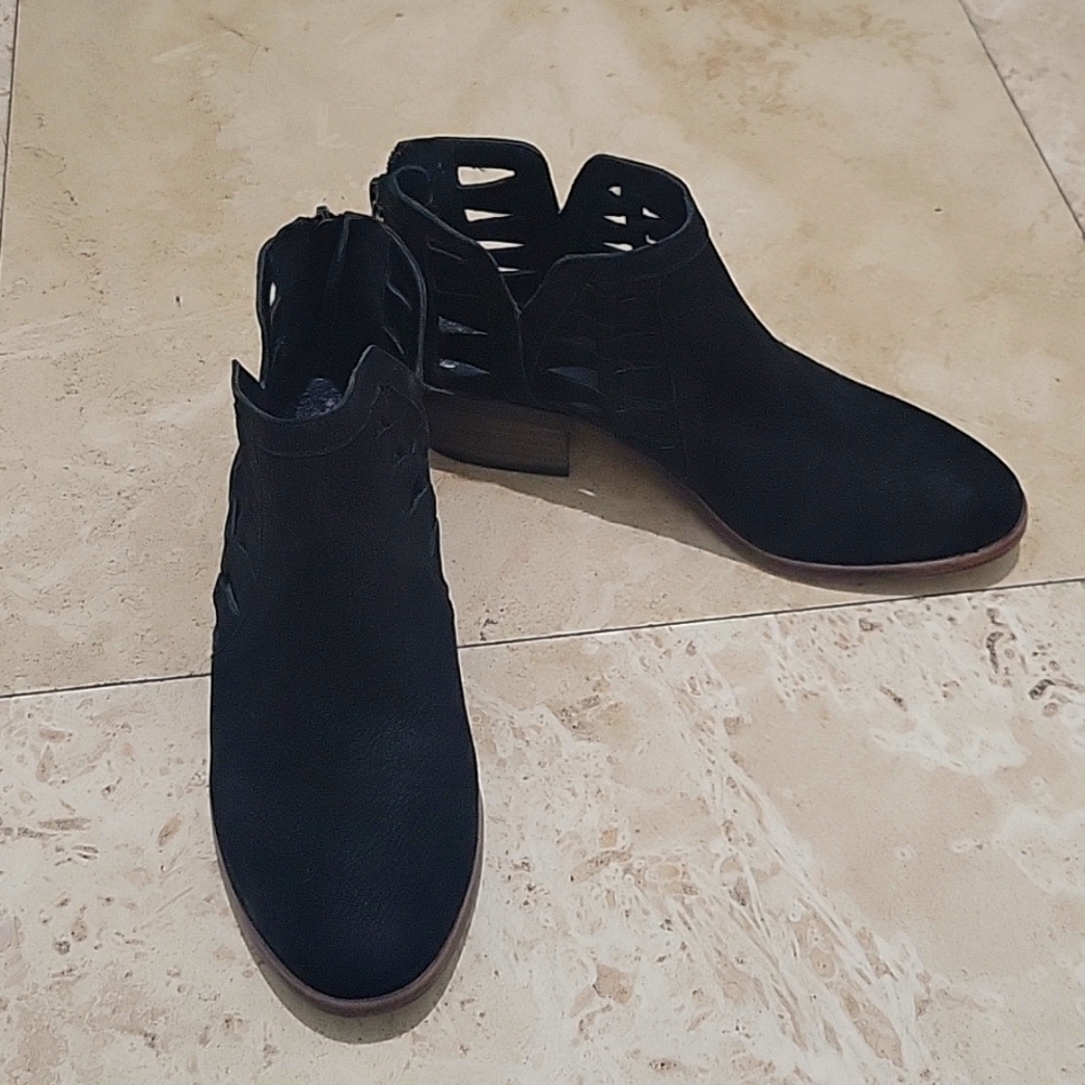 Vince Camuto cut out suede booties